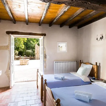Montagnac-sur-auvignon Sleeps 10 Montagnac-sur-Auvignon