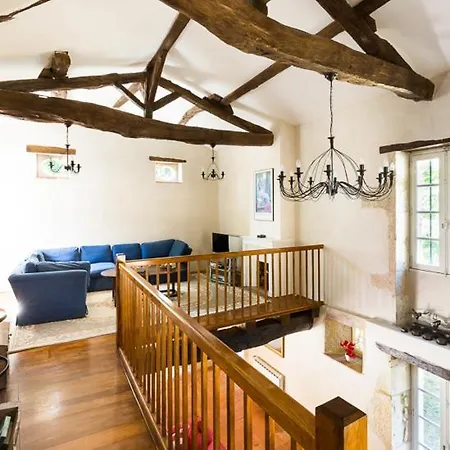 فيلة Montagnac-sur-auvignon Sleeps 10