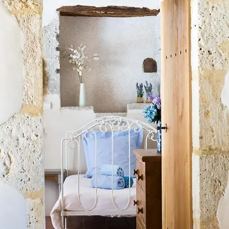 فيلة Montagnac-sur-auvignon Sleeps 10